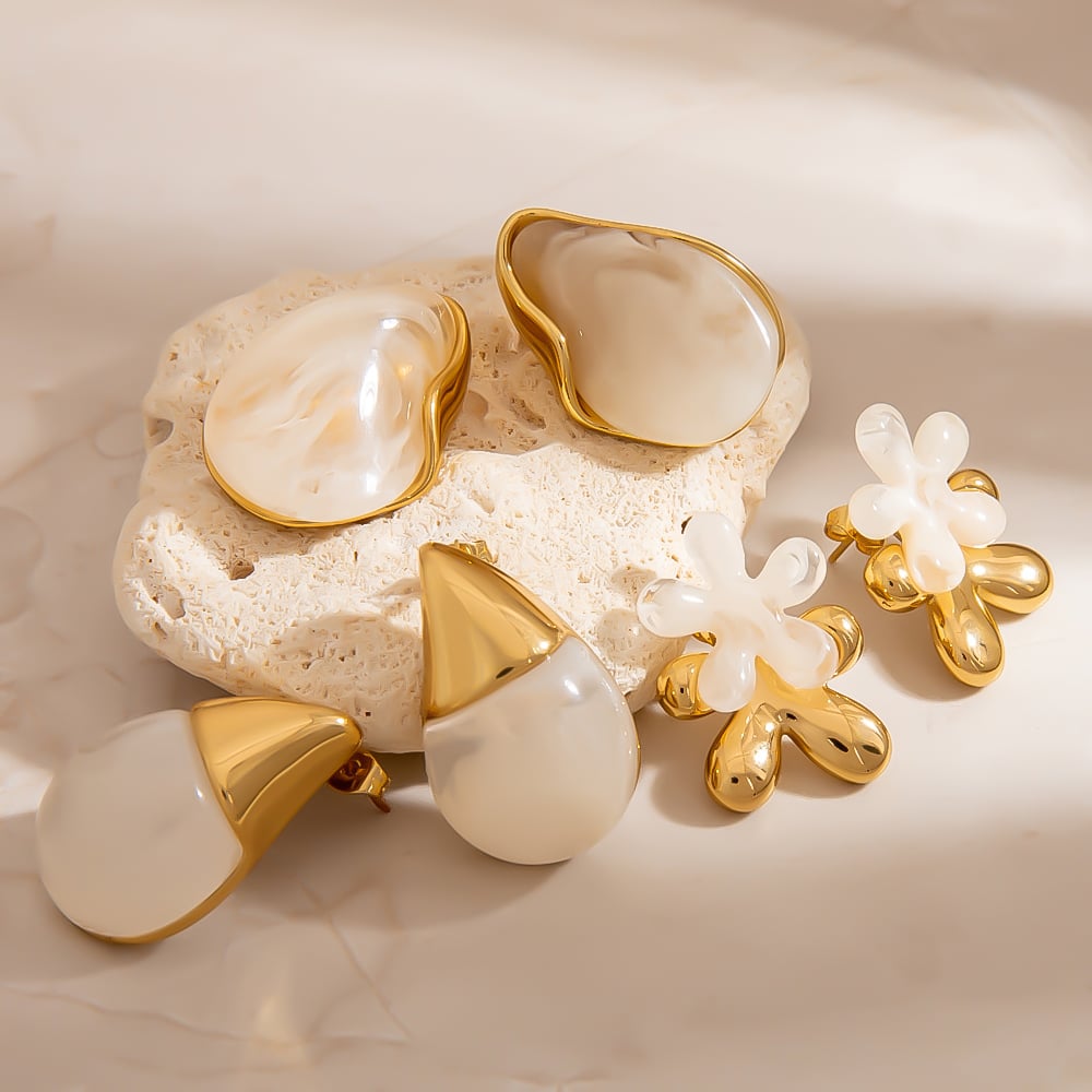 1 Paar Damen-Ohrstecker in Blumentropfenform, Edelstahl h5Bild5