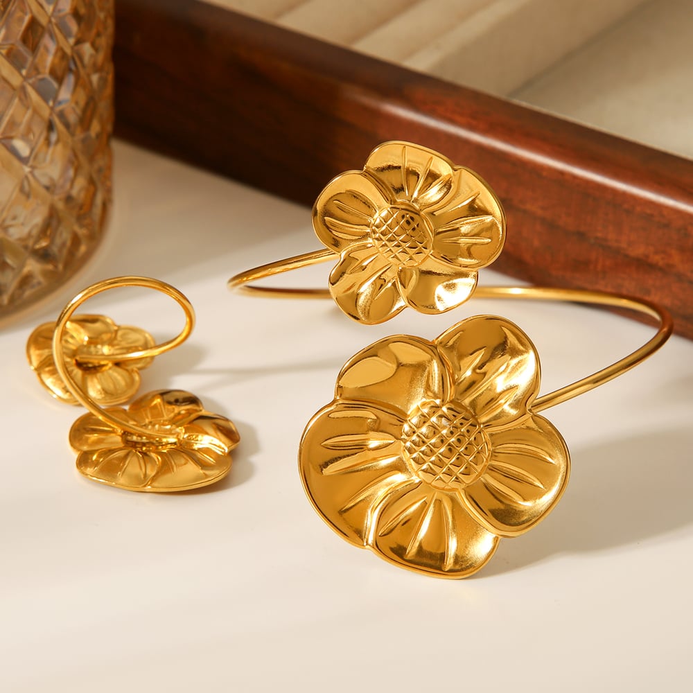 1 Piece Elegant Flower Stainless Steel Gold Color Women's Bangles h5Picture6