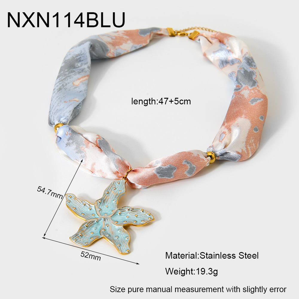 1 Piece Romantic Fabric Flower Pendant Necklace