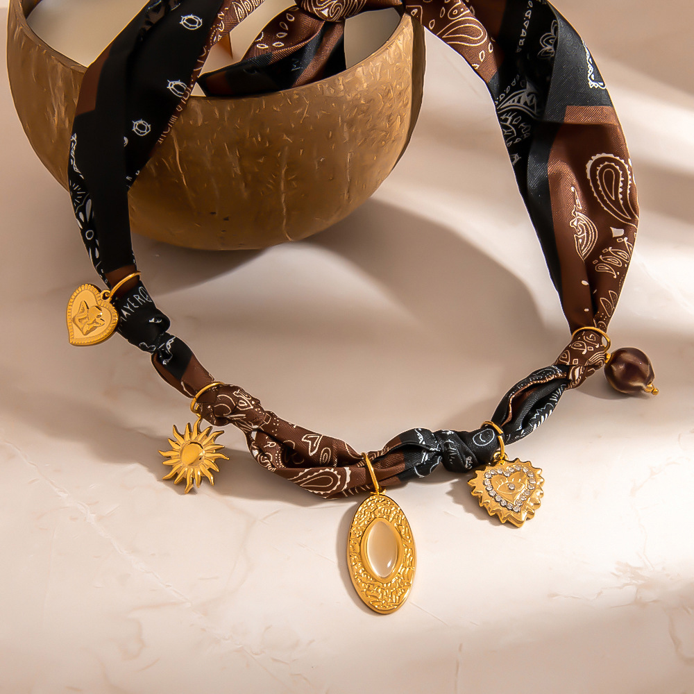 1 Piece Scarf Heart Pendant Necklace Picture5