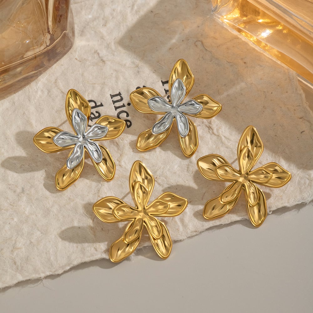 1 Pair Romantic Series Elegant Flower Stainless Steel  Gold Color  Women's Stud Earrings Picture2