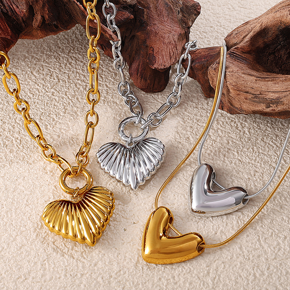 1 Parça Kalp Paslanmaz Çelik Altın Renkli Kolye Resim3