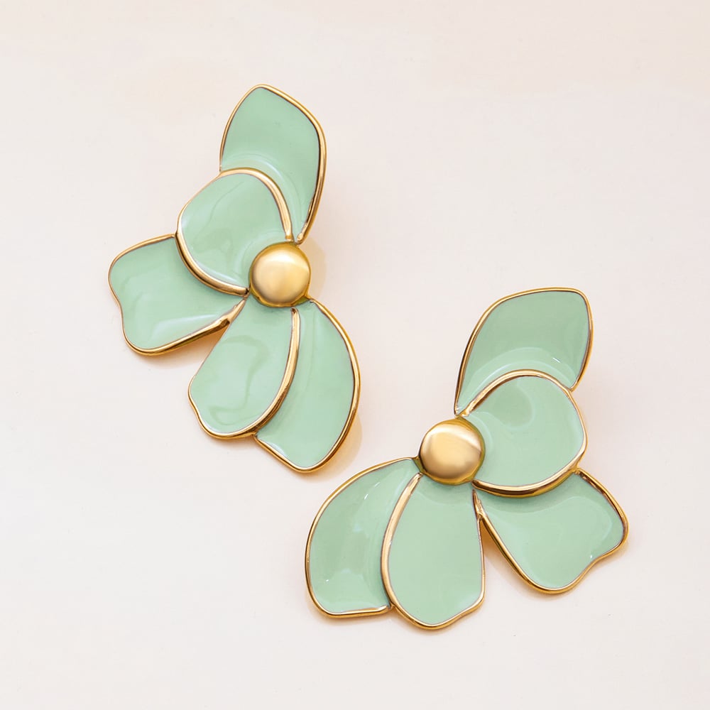 1 Pair Elegant Flower Stainless Steel Gold Color Women's Stud Earrings h5Picture7