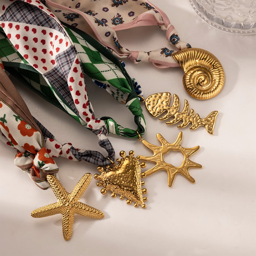 1 Piece Fabric Pendant Necklace Picture2