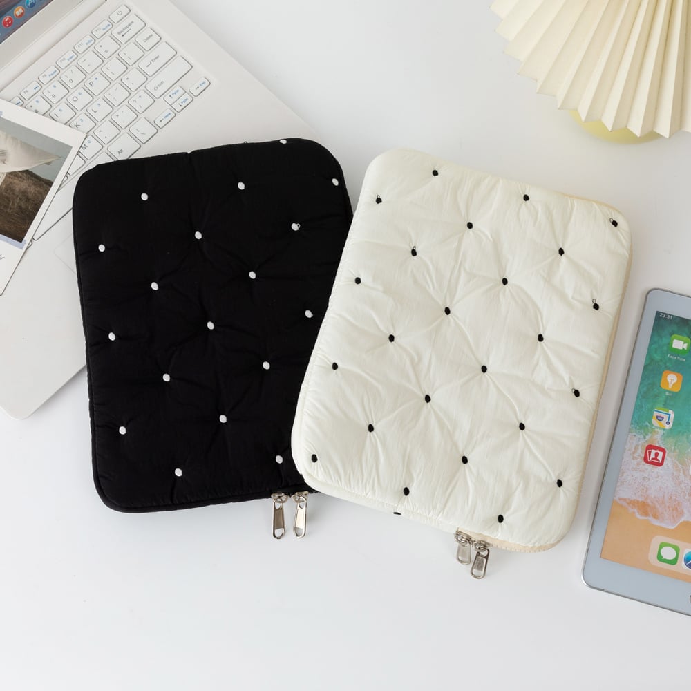 1 Piece Simple Series Classic Polka Dots Polyester Women's Tech Bags h5Picture4