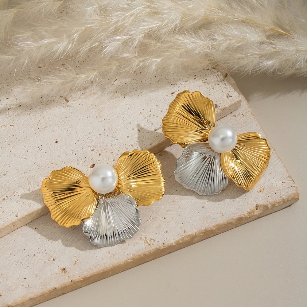 1 Pair Retro Flower Stainless Steel Mixed Color Stud Earrings h5Picture3