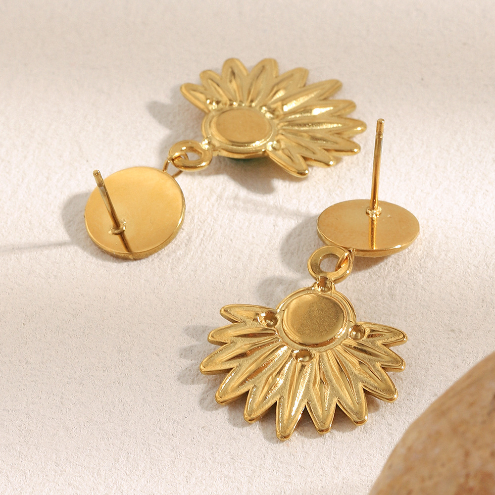 1 Pair Simple Series Vacation Flower Stainless Steel Women's Drop Earrings h5Picture3