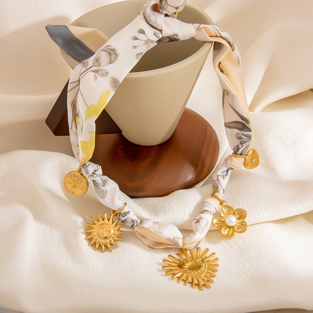 1 Piece Simple Series Daily Heart Silk Gold Color Women's Pendant Necklaces h5Picture5