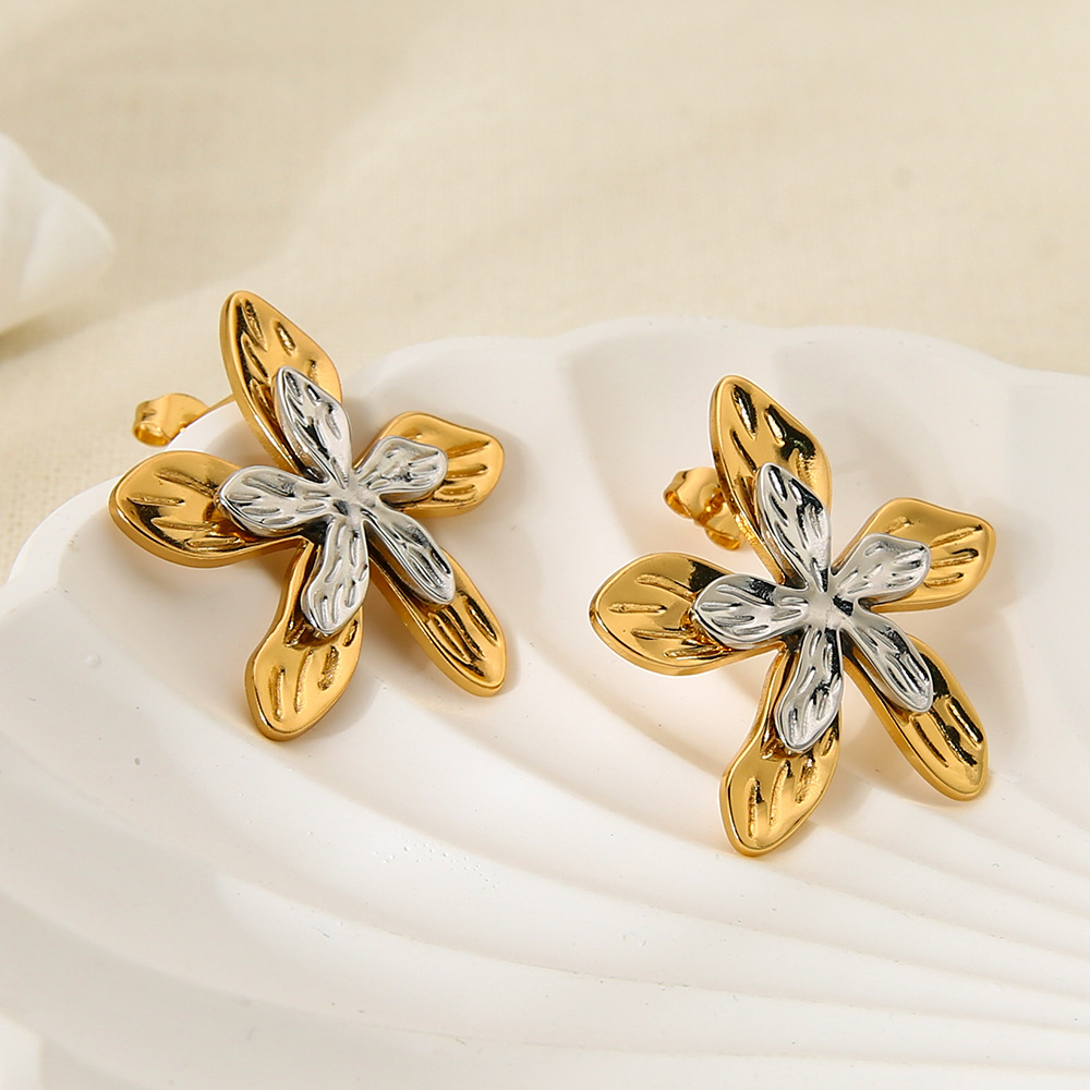 1 Pair Luxurious  Retro Flower Stainless Steel  Women's Stud Earrings h5Picture4