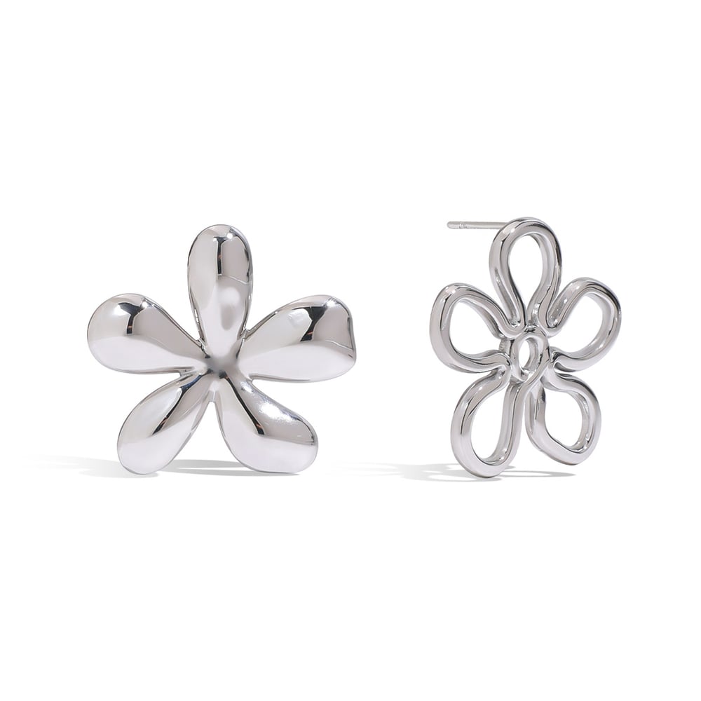 1 Pair Classic Flower Stainless Steel Gold Color Women's Stud Earrings
