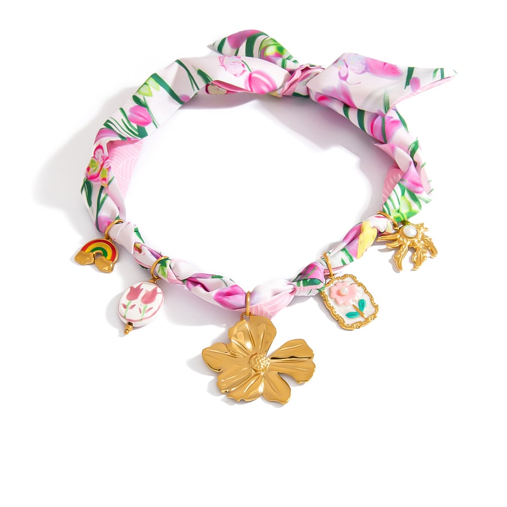 1 Piece Romantic Series Daily Flower Silk  Women's Pendant Necklaces 