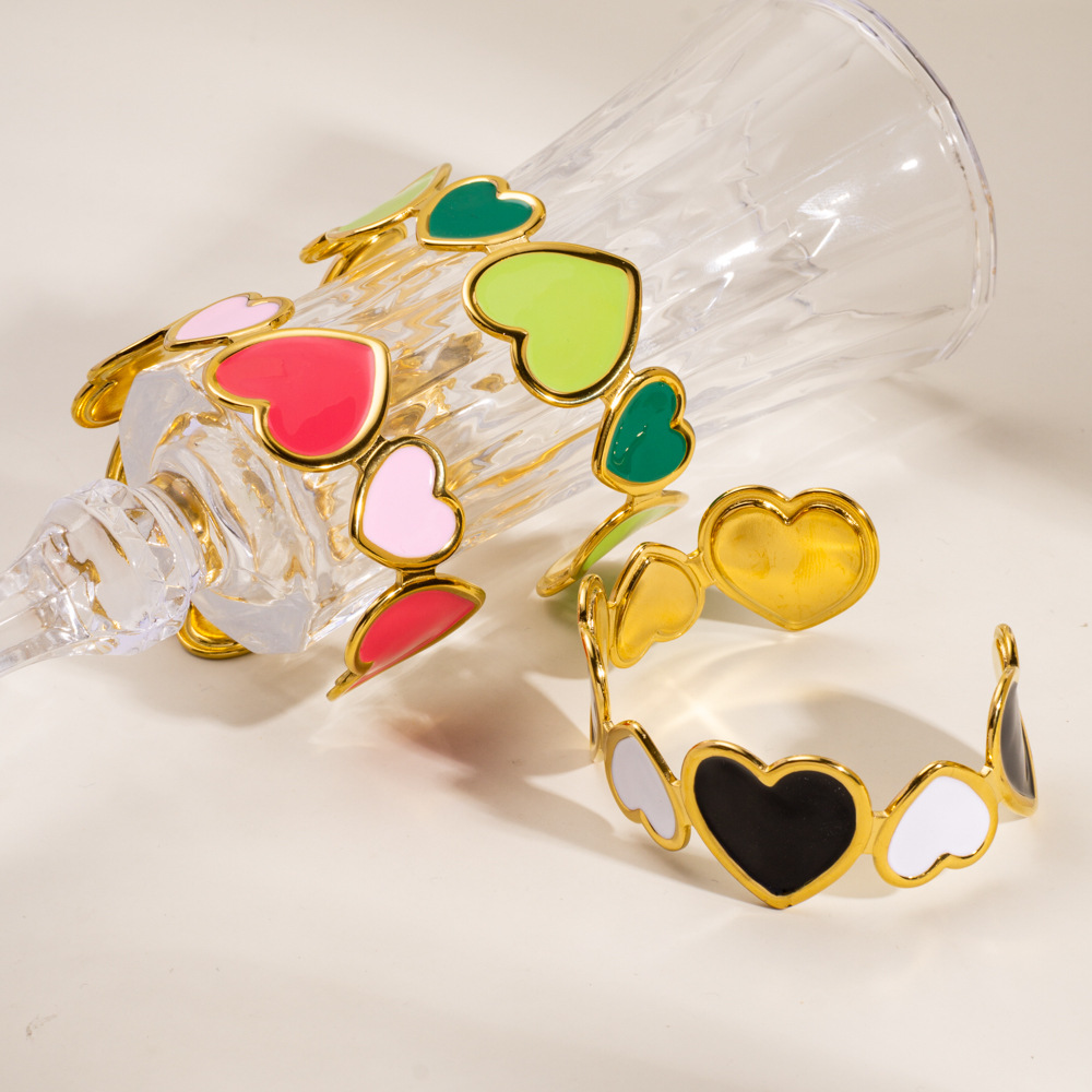 Simple Daily Stainless Steel Women's Bracelet with Heart Shape h5Picture2