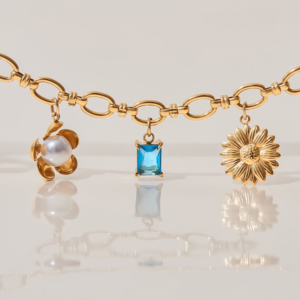 1 Piece Retro Rectangular Stainless Steel Gold Color Women's Charm Bracelets Picture8