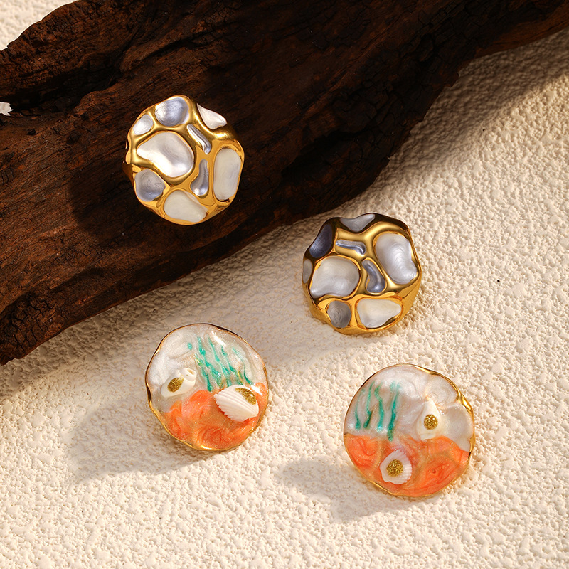 1 Pair Retro Stainless Steel Gold Color Stud Earrings h5Picture2