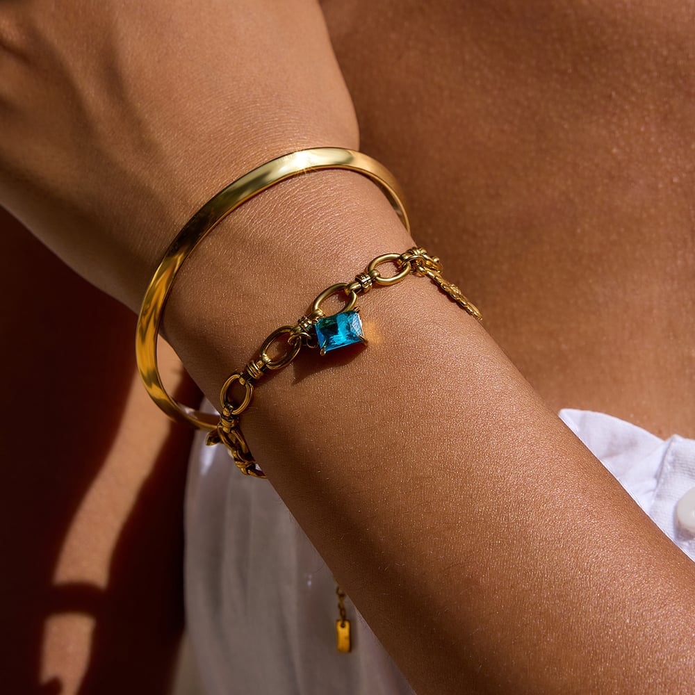 1 Piece Retro Rectangular Stainless Steel Gold Color Women's Charm Bracelets Picture6