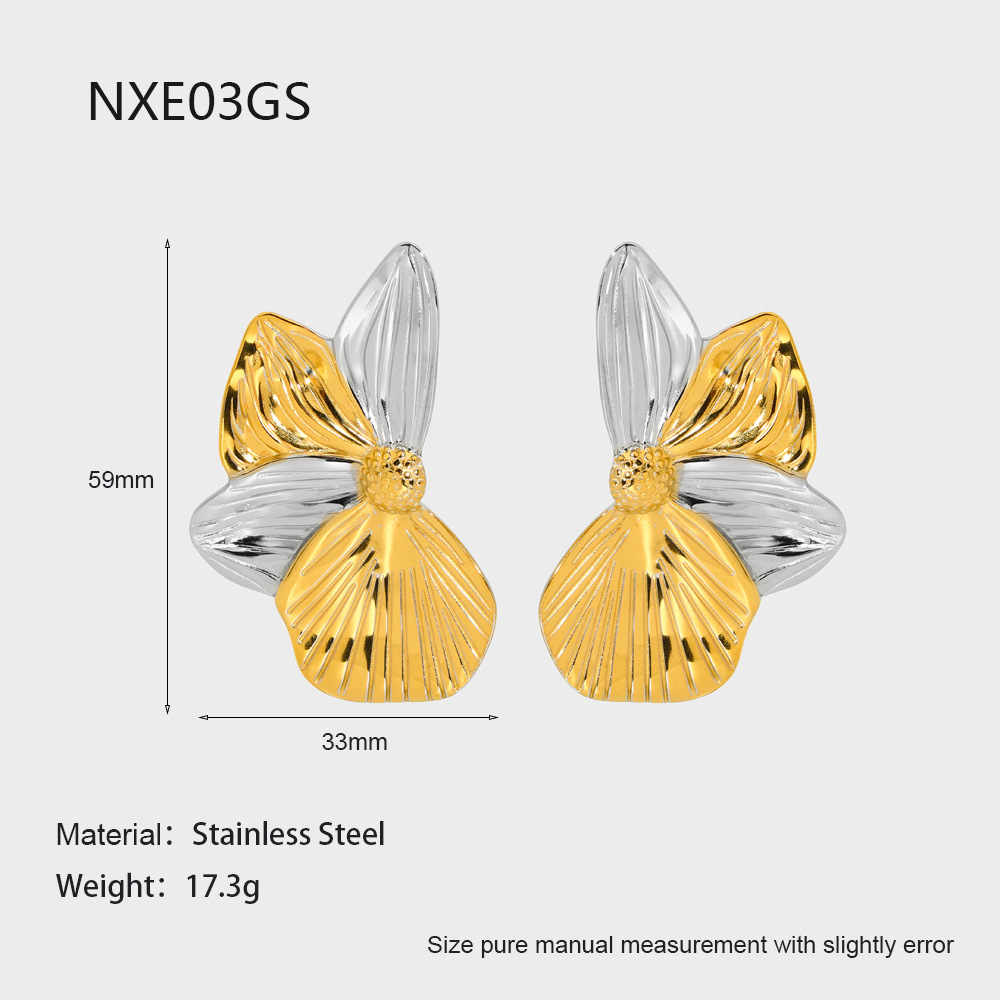 1 Pair Luxurious Retro Flower Stainless Steel  Women's Stud Earrings