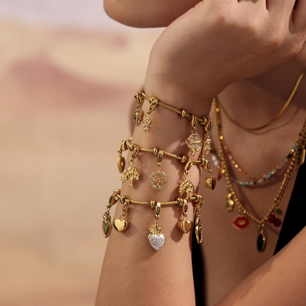 1 Stück einfaches Herz Edelstahl Goldfarben Damen Charm Armbänder Bild5