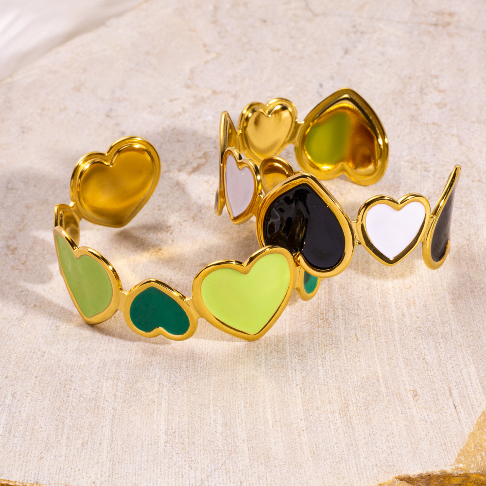 Simple Daily Stainless Steel Women's Bracelet with Heart Shape h5Picture3