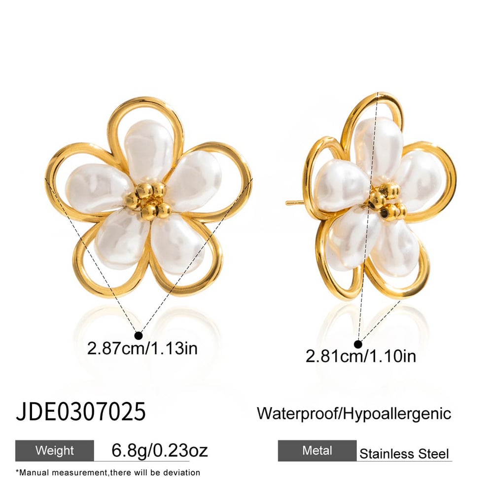 1 Pair Elegant Flower Stainless Steel Gold Color Shell Women's Stud Earrings