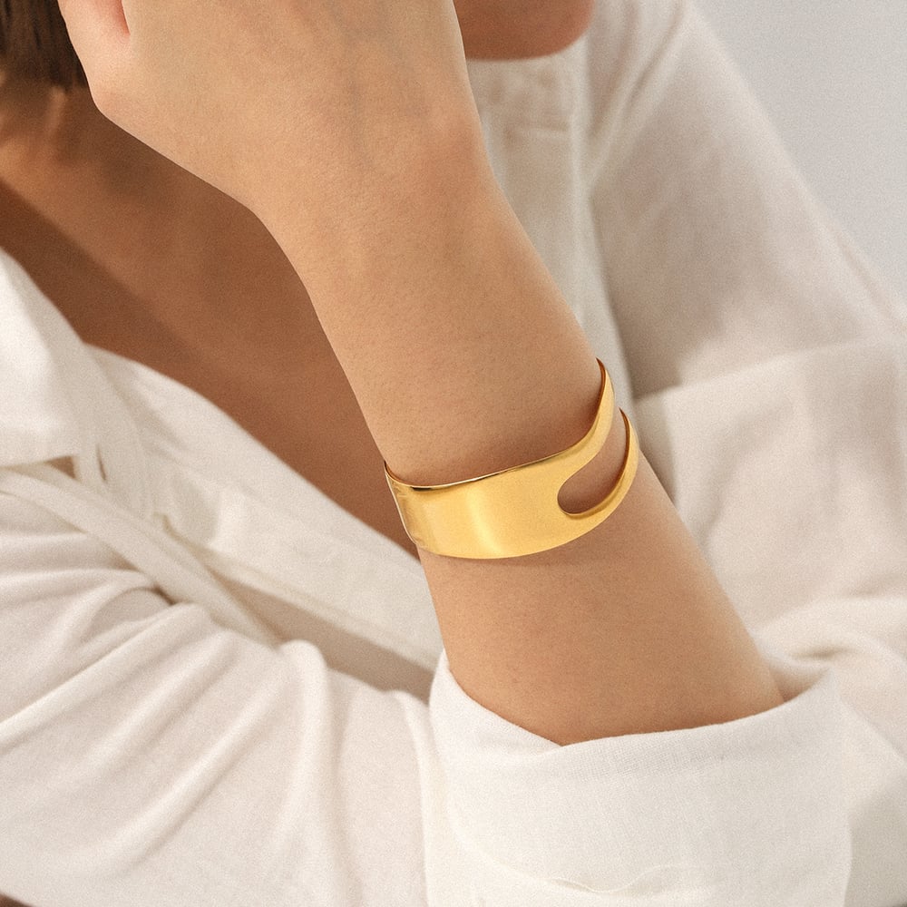 1 Stück unregelmäßig geformte ausgehöhlte Armreifen aus Edelstahl für Damen h5Bild3