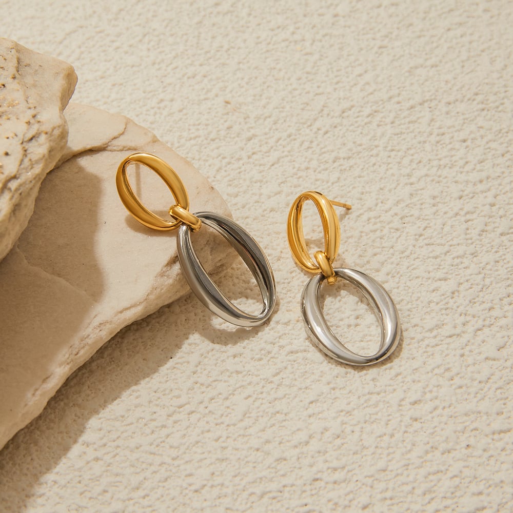 1 Paar klassische Doppelkreis-Ohrhänger aus Edelstahl in Goldfarbe für Damen h5Bild5