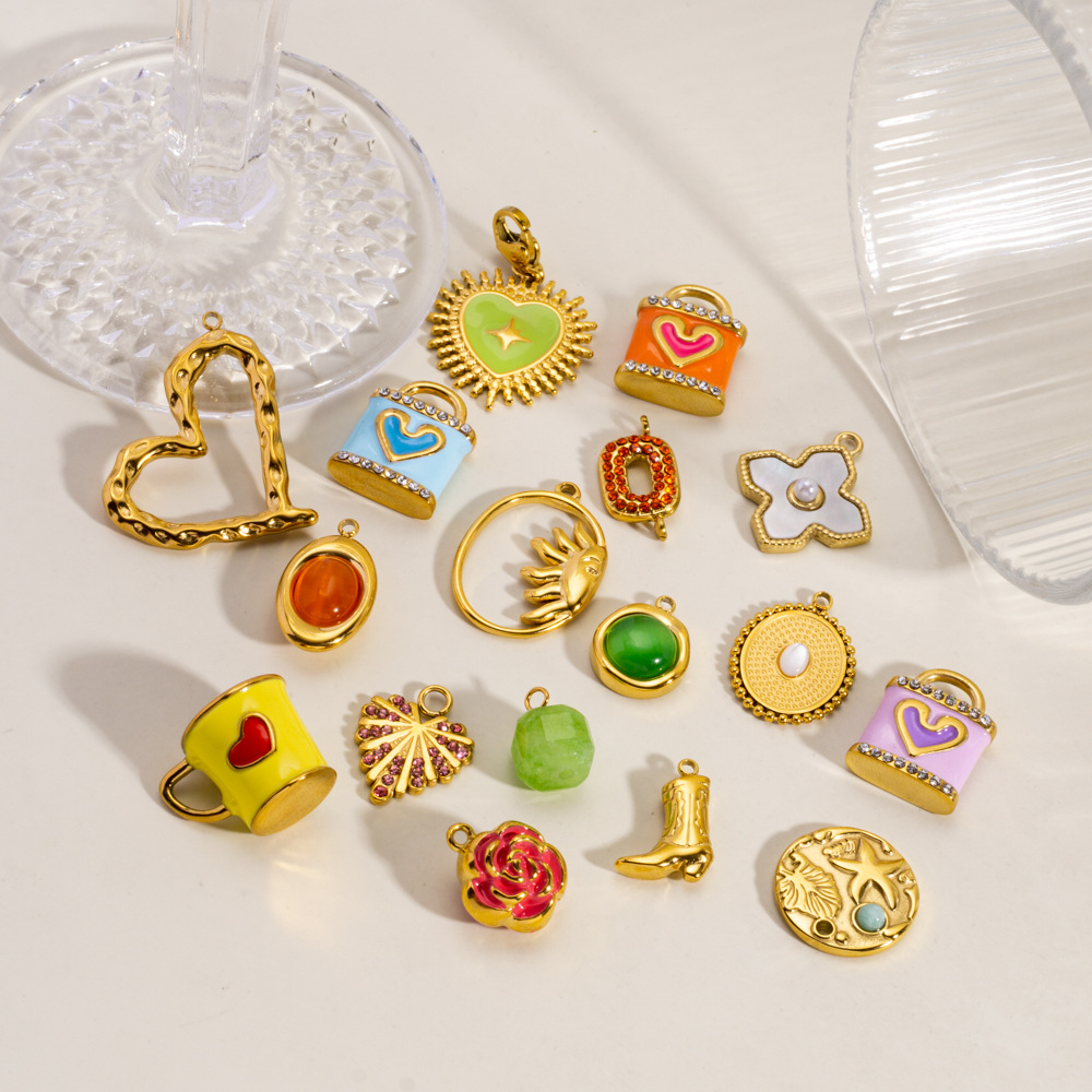 1 Piece Luxurious  Cute Flower Heart Boots Stainless Steel  Women's Pendants Picture4