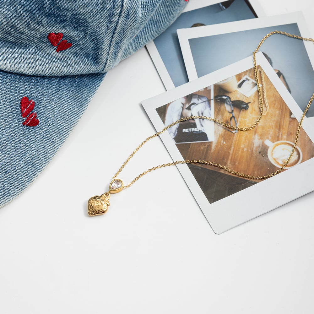 1 Piece Sweet Droplet Strawberry Stainless Steel Gold Color Women's Pendant Necklaces h5Picture7