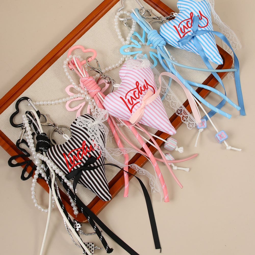 1 Piece Romantic Series Cute Heart Polyester Women's Bag Charms Picture2