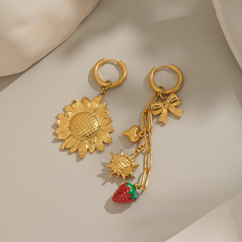 Romantisches Halsketten-Set mit Blume und Erdbeere, Edelstahl, goldfarben Bild4