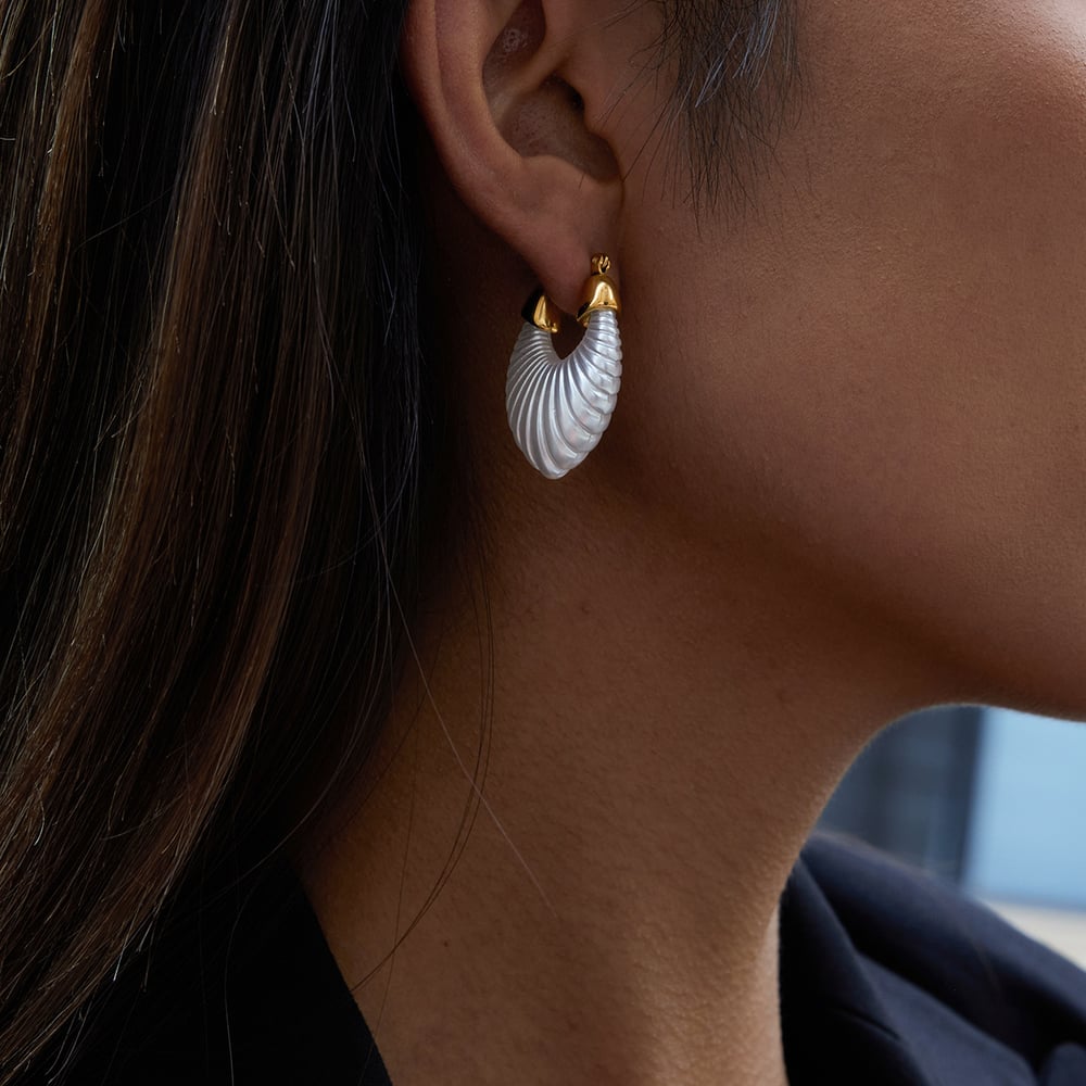 1 Piece Gorgeous Irregular Annular Shape Stainless Steel Gold Color Women's Hoop Earrings Picture5