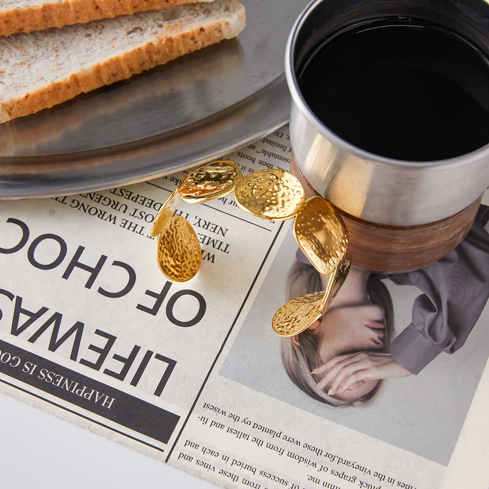 1 Piece Classic Circle Hammer Pattern Stainless Steel Gold Color Women's Cuff Bracelets Picture3