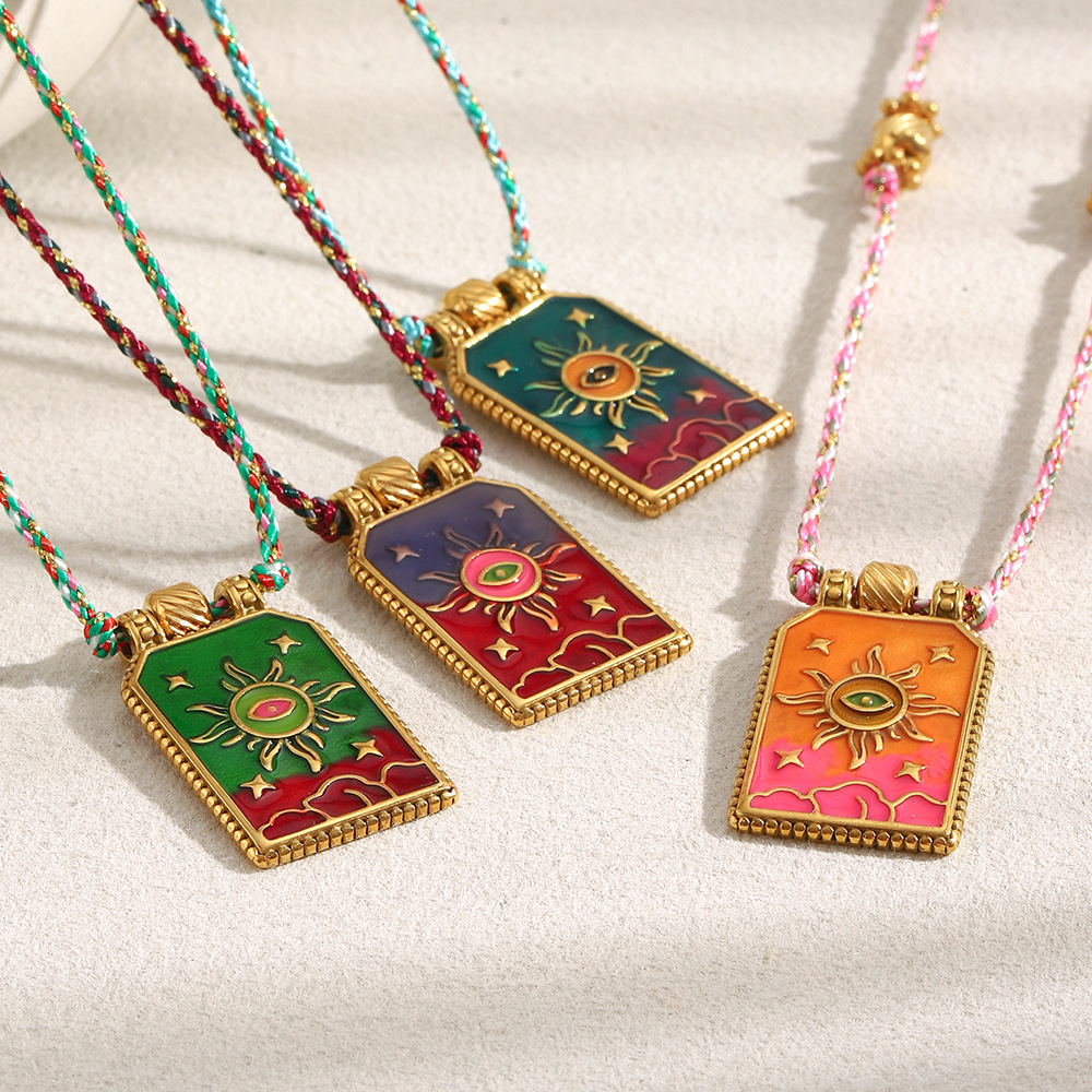 1 Piece Retro Sun Tarot Stainless Steel Gold Color Women's Pendant Necklaces Picture3