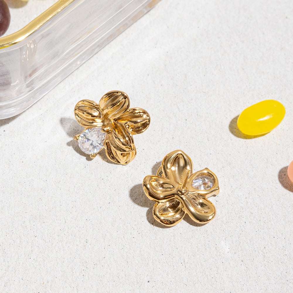 1 Pair Romantic Flower Stainless Steel Gold Color Zircon Women's Stud Earrings h5Picture4