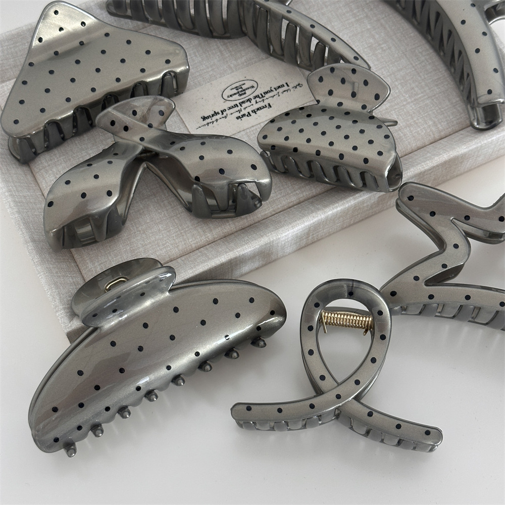 1 Piece Simple Series Casual Polka Dots Resin Women's Hair Clips Picture4