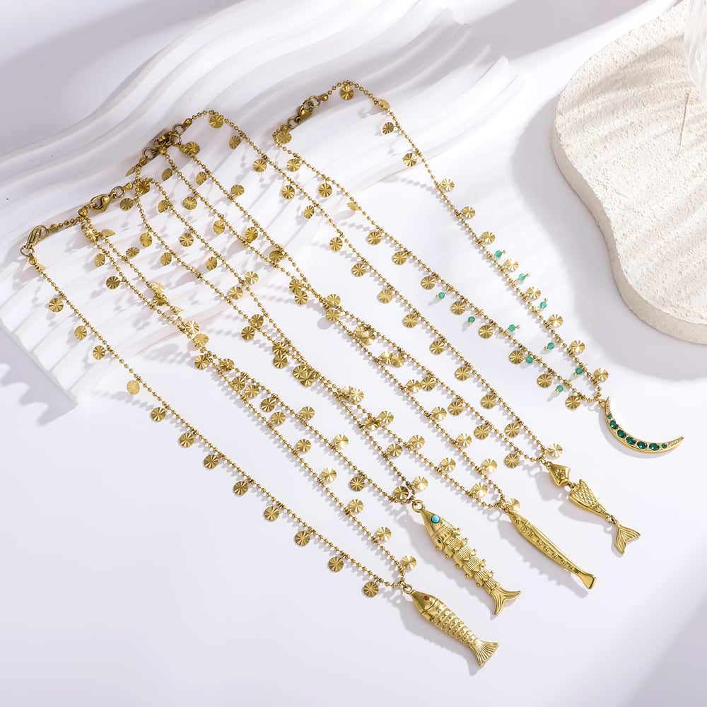 Collier avec pendentif en forme de poisson délicat en acier inoxydable couleur or pour femme, 1 pièce Image2