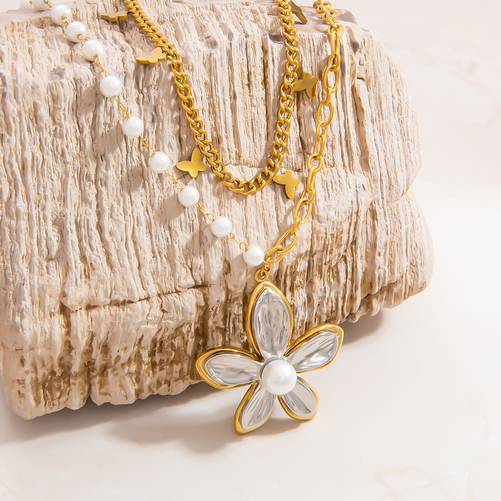 1 Piece Romantic  Elegant Flower Stainless Steel  Women's Pendant Necklaces Picture4