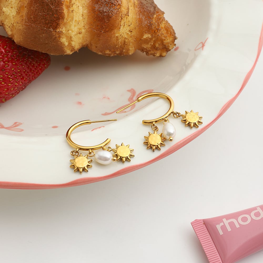 1 Pair Luxurious Sun Stainless Steel Gold Color Pearl Women's Hoop Earrings Picture8