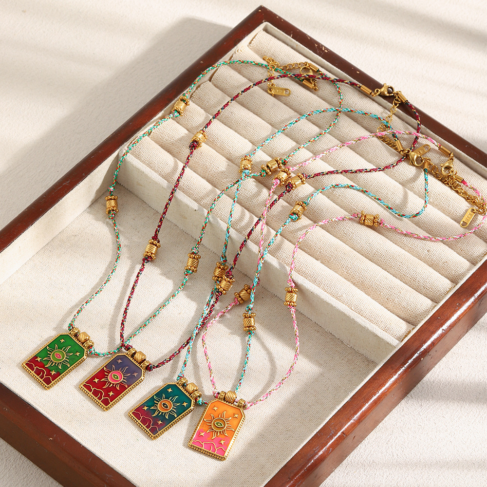 1 Piece Retro Sun Tarot Stainless Steel Gold Color Women's Pendant Necklaces Picture4