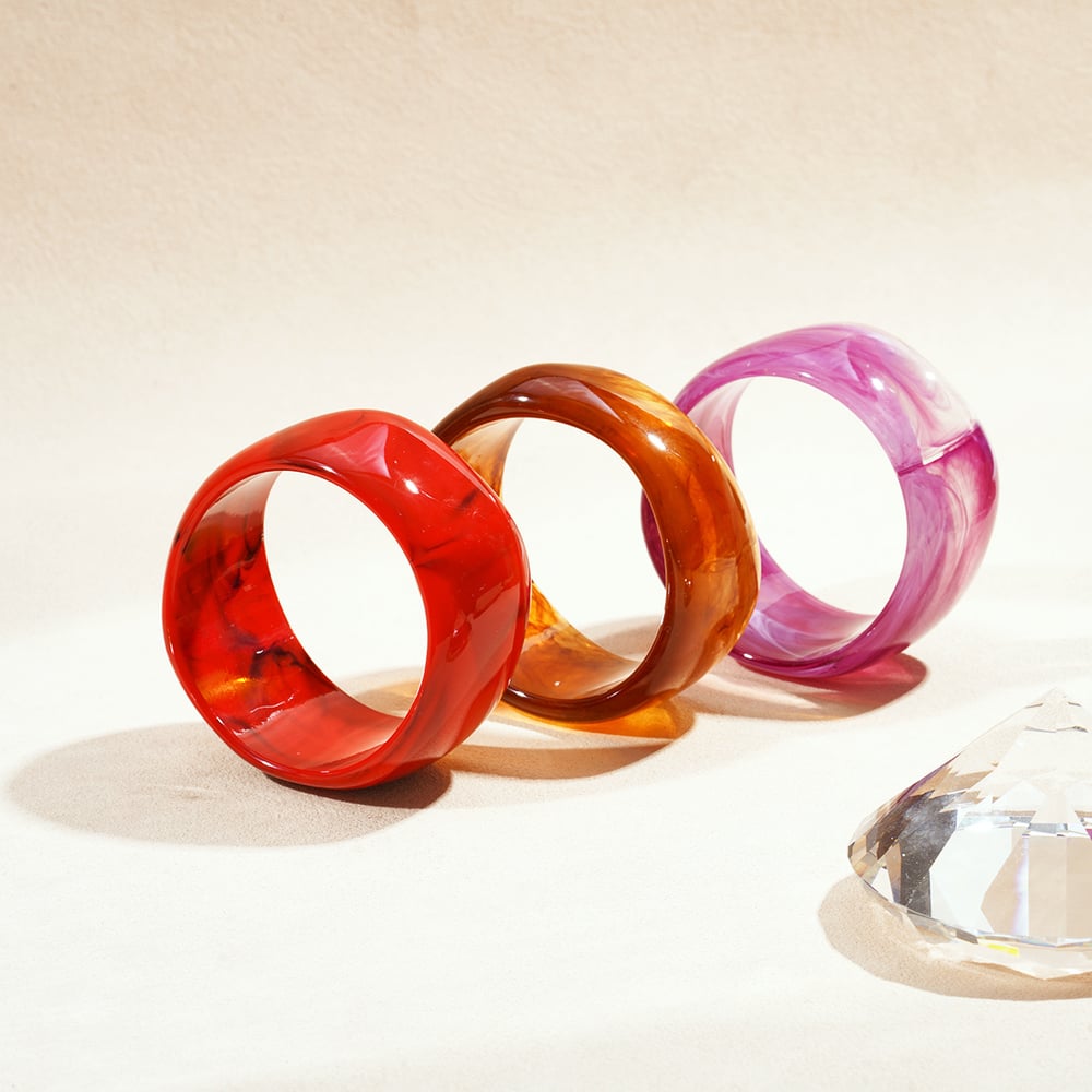 1 Stück einfache leichte Luxus unregelmäßige Farbverlauf Acryl Damen Armreifen h5Bild4