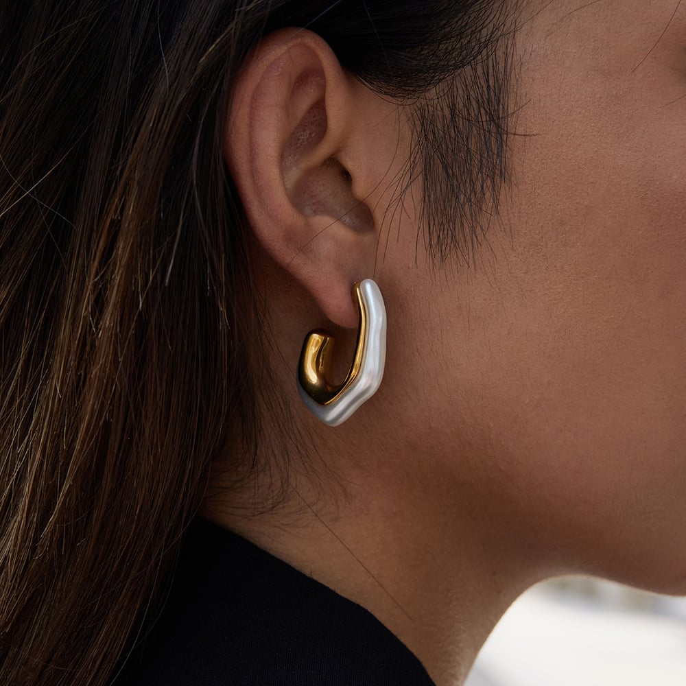 1 Piece Gorgeous Irregular Annular Shape Stainless Steel Gold Color Women's Hoop Earrings Picture4