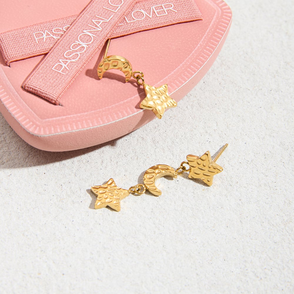 1 Paar klassische Stern- und Mond-Ohrringe aus Edelstahl in Goldfarbe für Damen h5Bild7