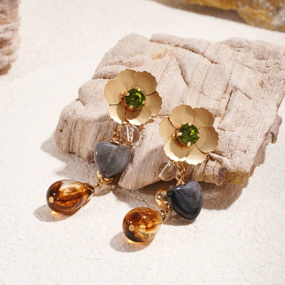 1 Pair Retro Flower Heart Resin Bead Dangle Earrings Picture5