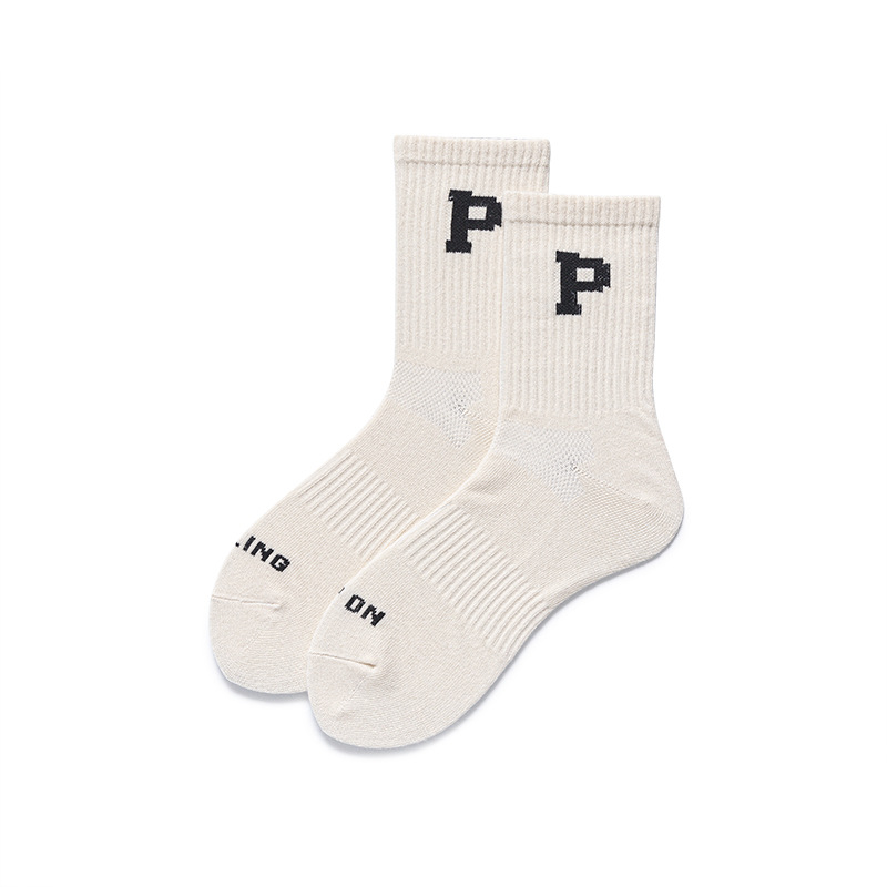 1 Paar vielseitige Damensocken aus Baumwolle mit Buchstabendruck bis zur Mitte der Wade 