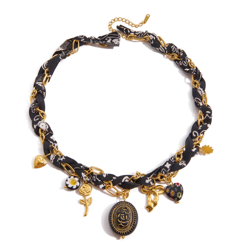 1 Piece Vintage Black Rose Stainless Steel Gold Color Women's Pendant Necklaces