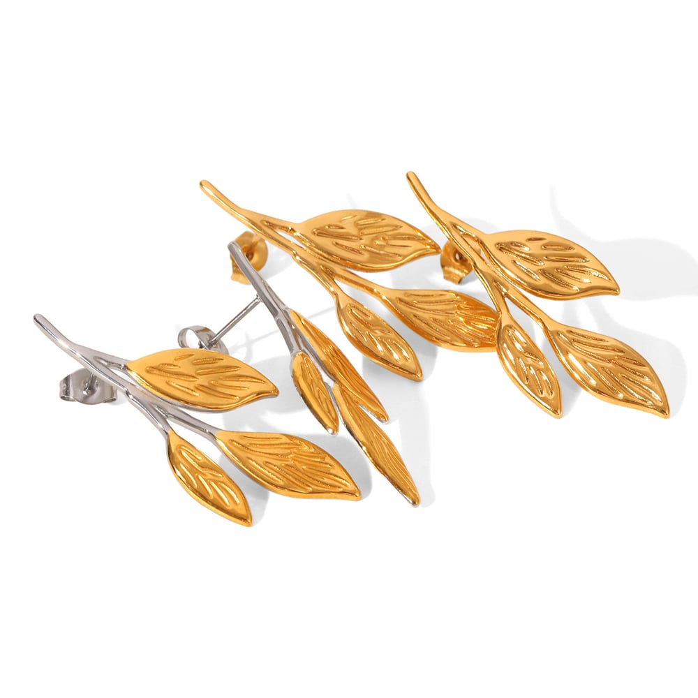 1 Paar einfache Blatt-Ohrstecker aus Edelstahl in Goldfarbe für Damen Bild6