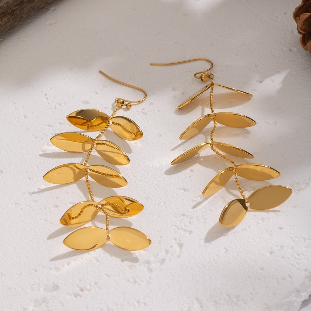 1 Paar blattförmige, goldfarbene Ohrhänger aus Edelstahl h5Bild3