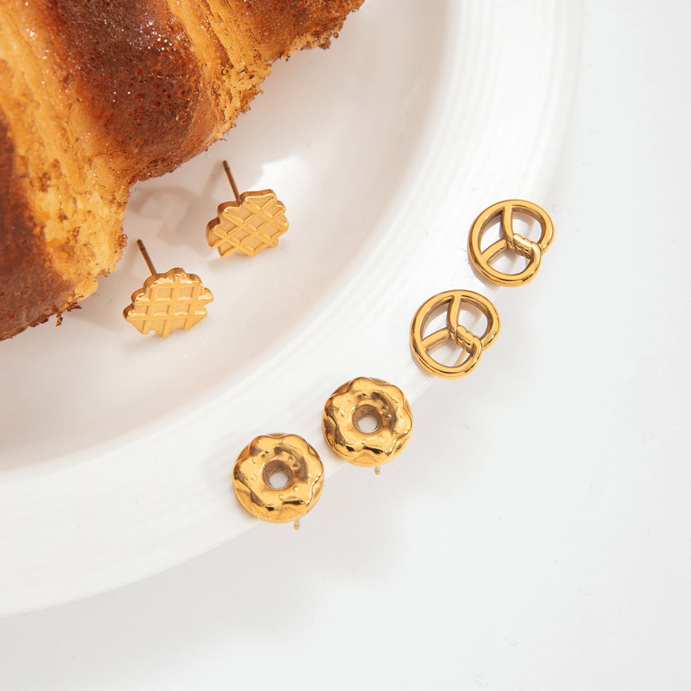 1 Pair Cute Doughnut Stainless Steel Gold Color Women's Stud Earrings Picture4