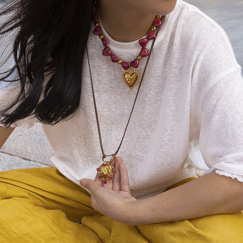 Sweet Heart Acrylic Necklaces Set Picture2