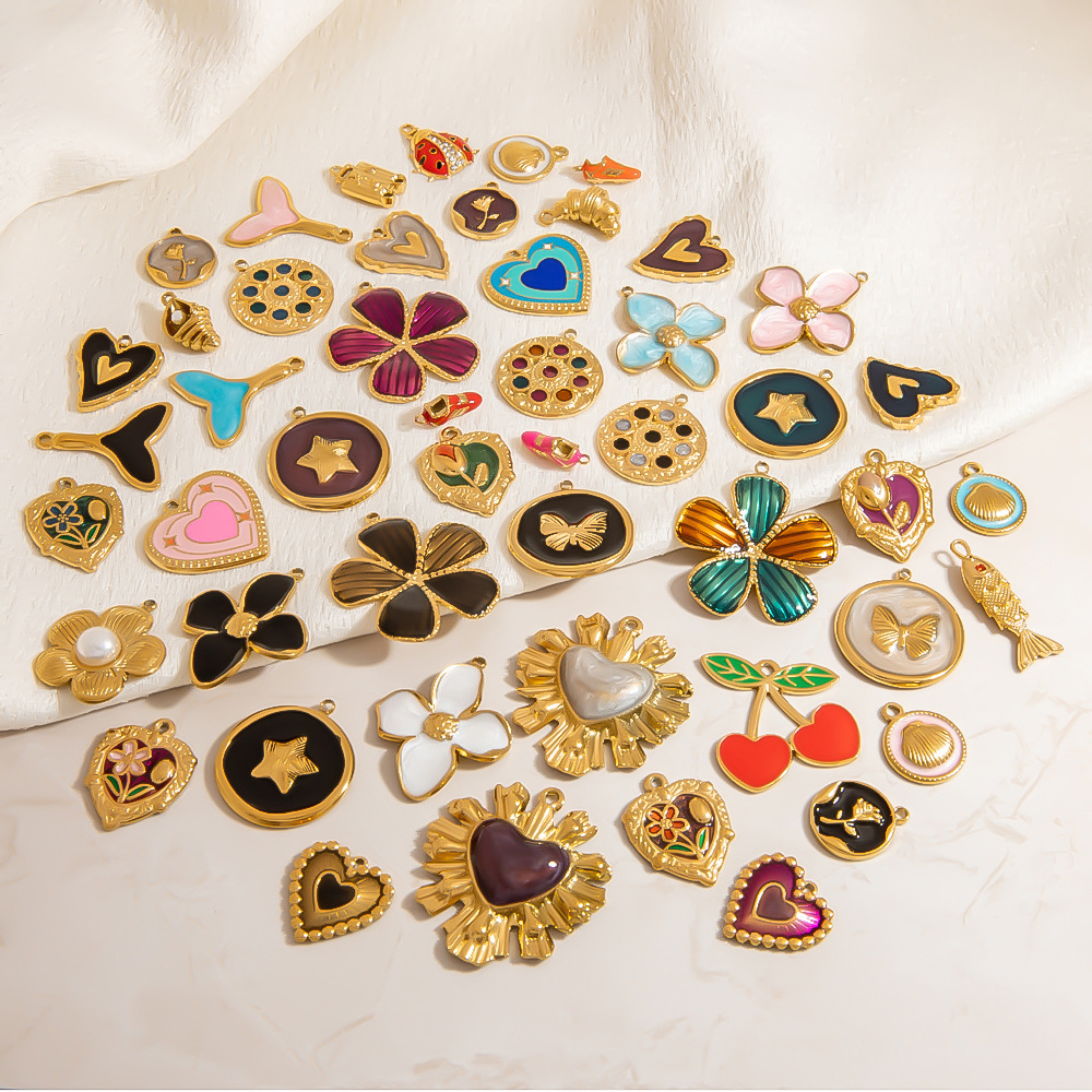1 Piece Retro Flower Stainless Steel Gold Color DIY Pendant Picture3