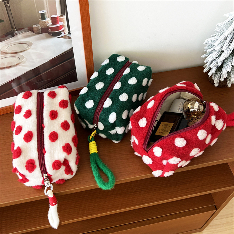 1 Piece Romantic Series Cute Polka Dots Plush Women's Makeup Bags Picture2